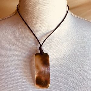 Abalone Necklace on Leather Rope w/adjustable chn